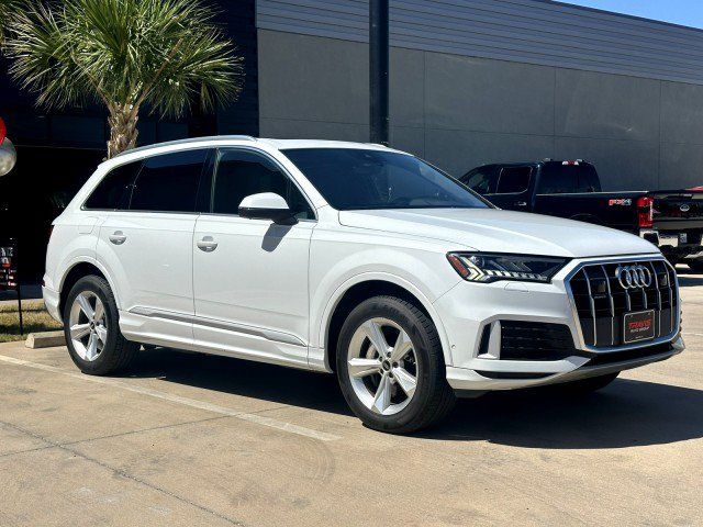 Used 2023 Audi Q7 2.0T Premium Plus w/ Premium Plus Package AWD/4WD image 4