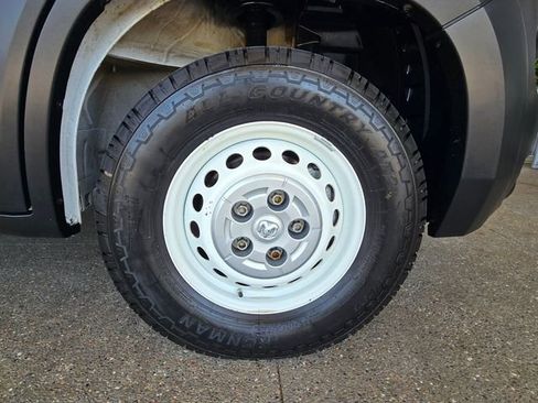 Used 2023 RAM ProMaster 2500 FWD image 28