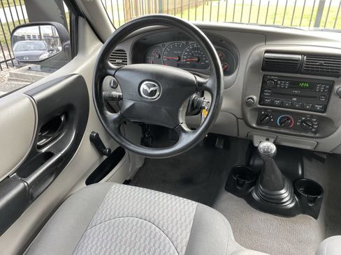 Used 2003 MAZDA B-Series Pickup 2WD Cab Plus B2300 image 19