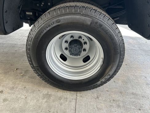 Used 2025 Ford F350 XL w/ XL Driver Assist Package image 18