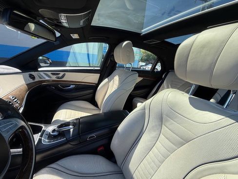Used 2015 Mercedes-Benz S 550 Sedan image 9