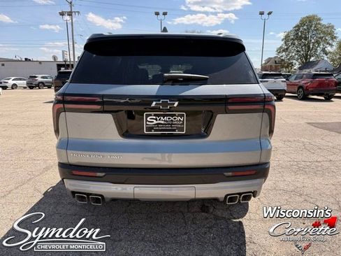 New 2026 Chevrolet Traverse LT w/ LPO, Floor Liner Package AWD/4WD image 6
