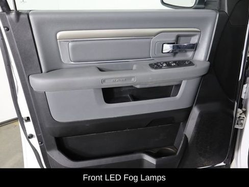 Used 2019 RAM 1500 Classic Warlock AWD/4WD image 18