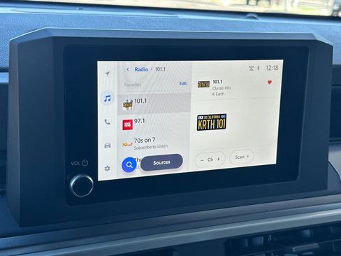 Used 2025 Toyota Tacoma SR5 image 16