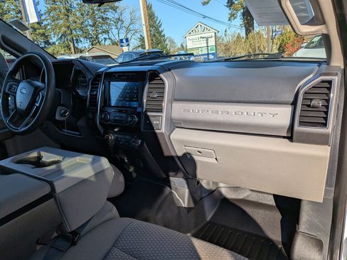 Used 2022 Ford F350 XLT w/ XLT Value Package image 29