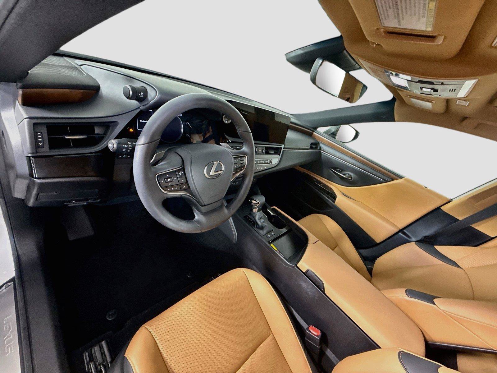 Used 2024 Lexus ES 300h w/ Premium Package FWD image 12