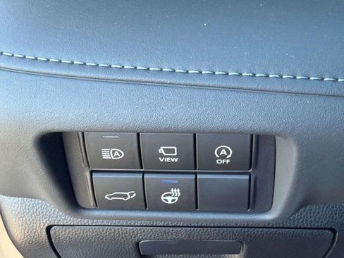 Used 2023 Toyota Highlander Platinum FWD image 23