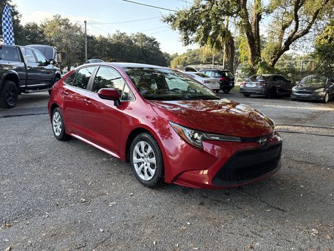 Used 2020 Toyota Corolla LE image 7
