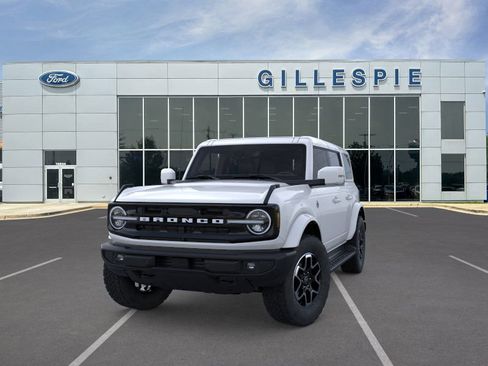 New 2025 Ford Bronco Outer Banks image 2