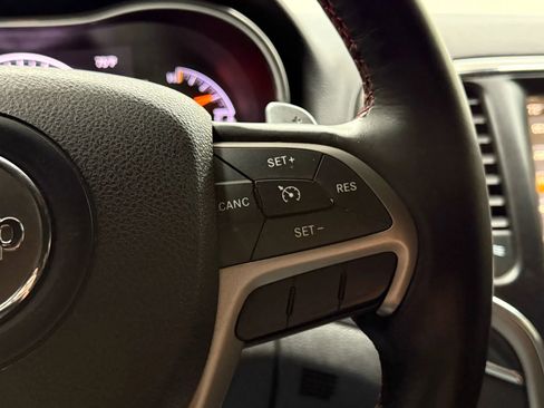 Used 2017 Jeep Grand Cherokee Trailhawk image 24