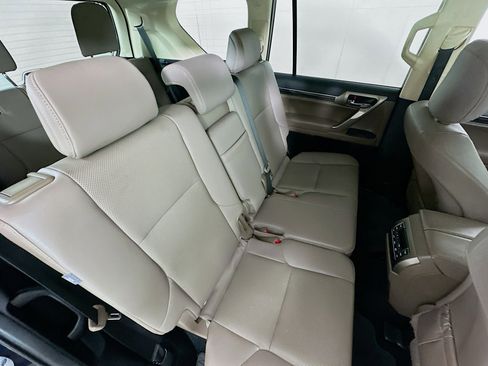 Used 2020 Lexus GX 460 Premium image 29