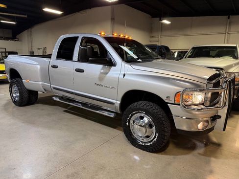Used 2004 Dodge Ram 3500 Truck SLT w/ Trailer Tow Group AWD/4WD image 32
