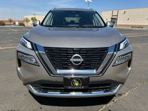 Certified 2023 Nissan Rogue Platinum image 9