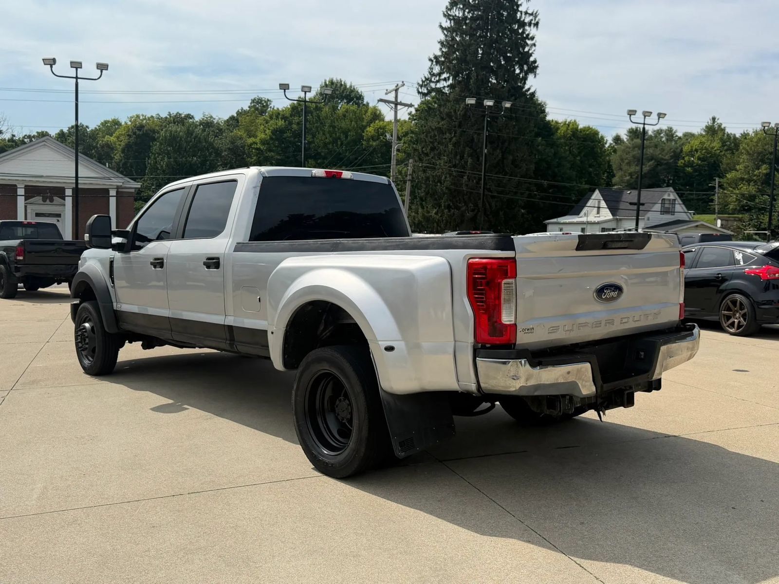 Used 2018 Ford F450 XL w/ STX Appearance Package AWD/4WD image 2