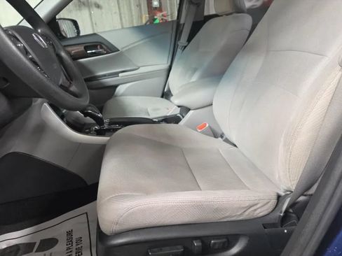 Used 2016 Honda Accord EX image 4