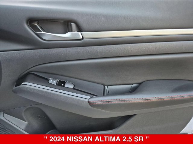 Certified 2024 Nissan Altima 2.5 SR FWD image 36