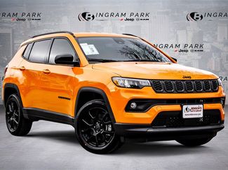 New 2026 Jeep Compass Latitude video 1