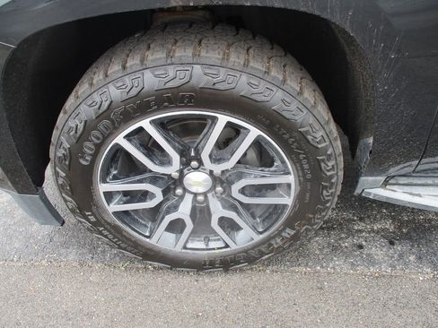 Used 2018 Chevrolet Tahoe LT AWD/4WD image 15