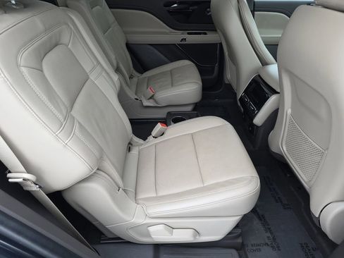 Used 2023 Lincoln Aviator Reserve w/ Elements Package Plus image 21