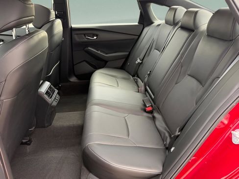 Used 2025 Honda Accord Sport image 24
