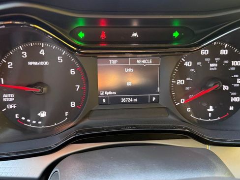Used 2025 Chevrolet Trax LS FWD image 10