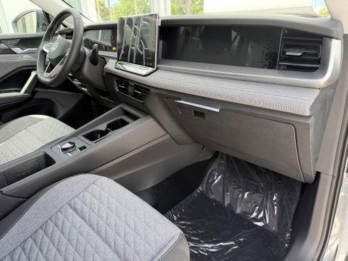 New 2026 Volkswagen Tiguan S image 11