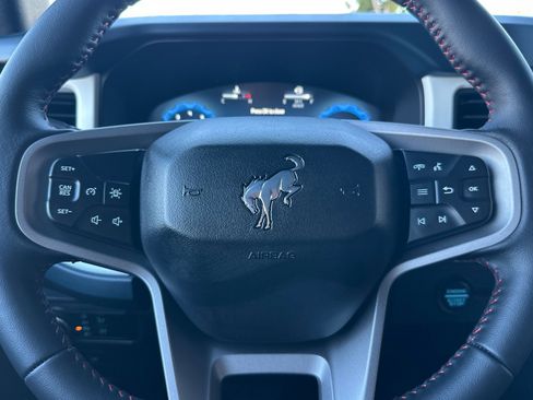 New 2025 Ford Bronco Heritage Edition image 24