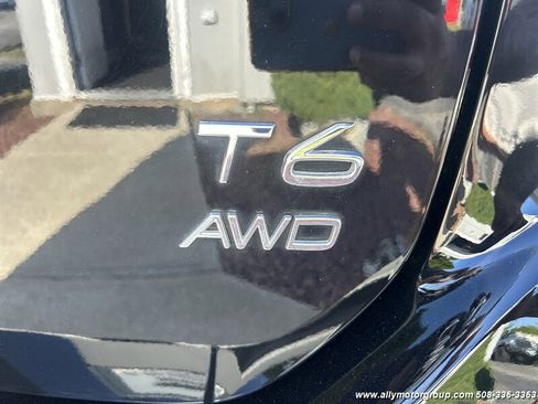 Used 2015 Volvo XC60 T6 image 24