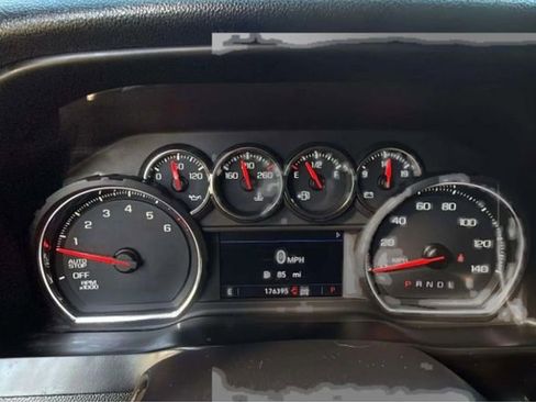 Used 2019 Chevrolet Silverado 1500 LT w/ Convenience Package image 12