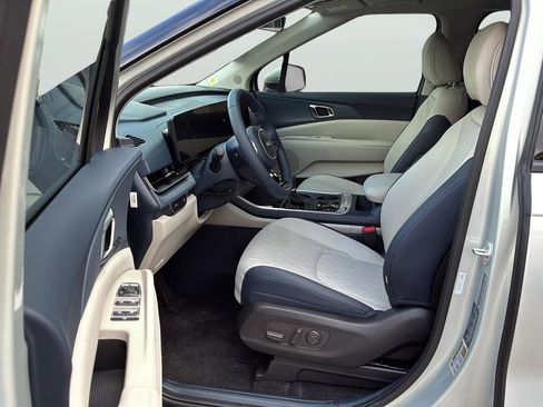 New 2026 Kia Carnival SX FWD image 13