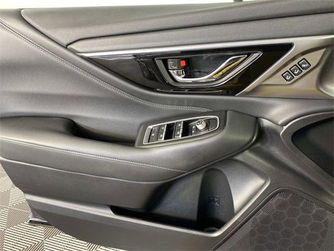 Used 2022 Subaru Outback Limited image 22