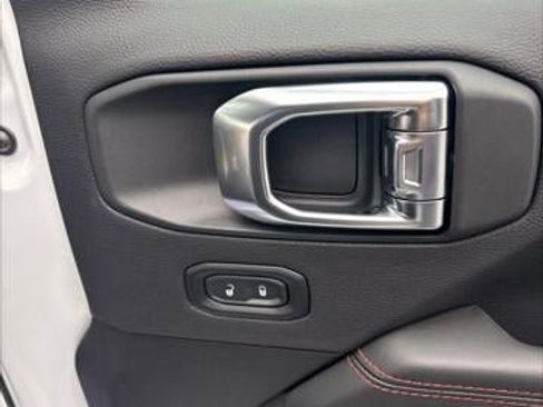 New 2026 Jeep Wrangler Unlimited Rubicon image 39