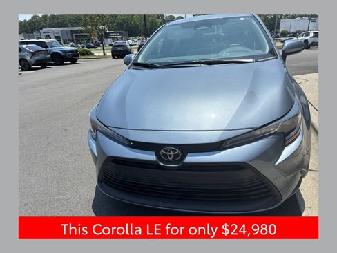 Used 2026 Toyota Corolla LE FWD image 1