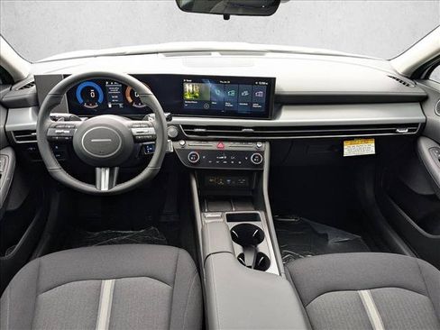 Used 2026 Hyundai Sonata SEL FWD image 17