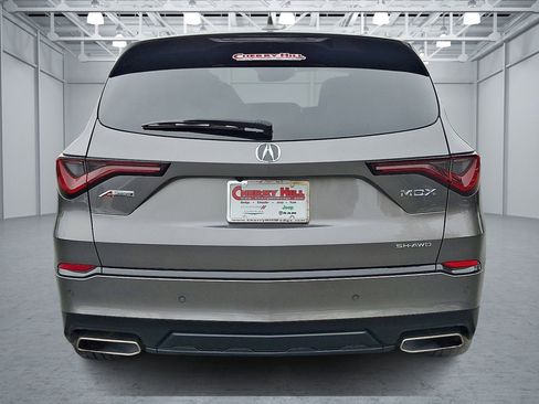 Used 2023 Acura MDX A-Spec image 4