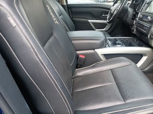 Used 2019 Nissan Titan PRO-4X w/ Pro-4x Convenience Package image 27