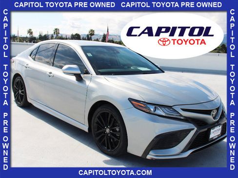 Used 2022 Toyota Camry XSE FWD image 1