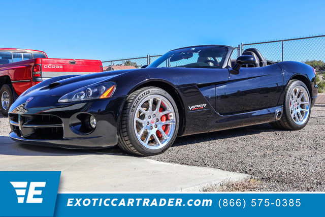 Used 2004 Dodge Viper SRT-10 RWD image 1