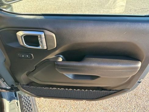 Used 2024 Jeep Gladiator Sport image 42