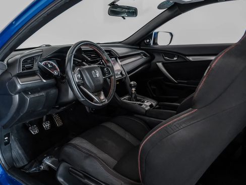 Used 2018 Honda Civic Si image 2