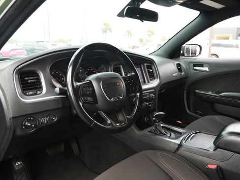 Used 2022 Dodge Charger SXT w/ Driver Convenience Group image 23