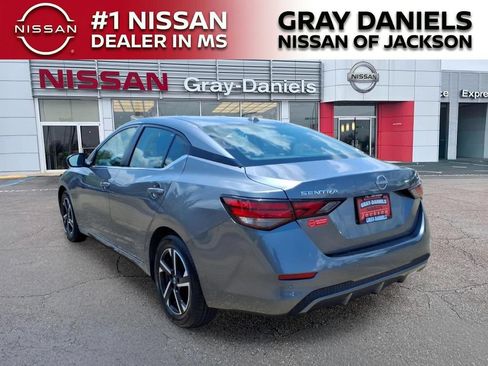 Used 2024 Nissan Sentra SV FWD image 5