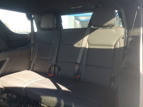 Used 2025 GMC Yukon Denali image 13