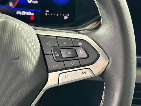 Used 2023 Volkswagen Taos SE image 21