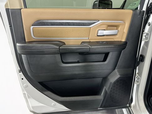 Used 2022 RAM 2500 Big Horn image 25