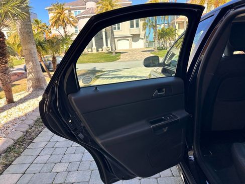 Used 2009 Volvo S40 T5 R-Design image 56