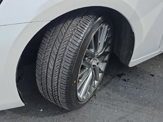 Used 2018 Lexus IS 300 AWD w/ Comfort Package image 32