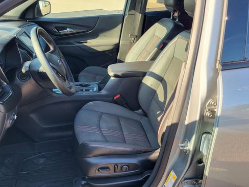 Used 2023 Chevrolet Equinox RS w/ LPO, Floor Liner Package image 17