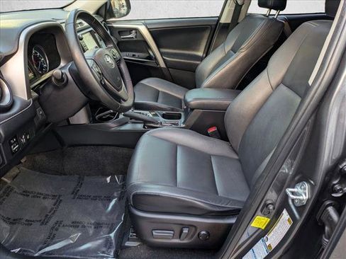 Used 2017 Toyota RAV4 Limited image 16