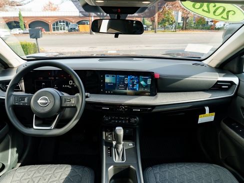 New 2026 Nissan Kicks SV w/ SV Premium Package image 8